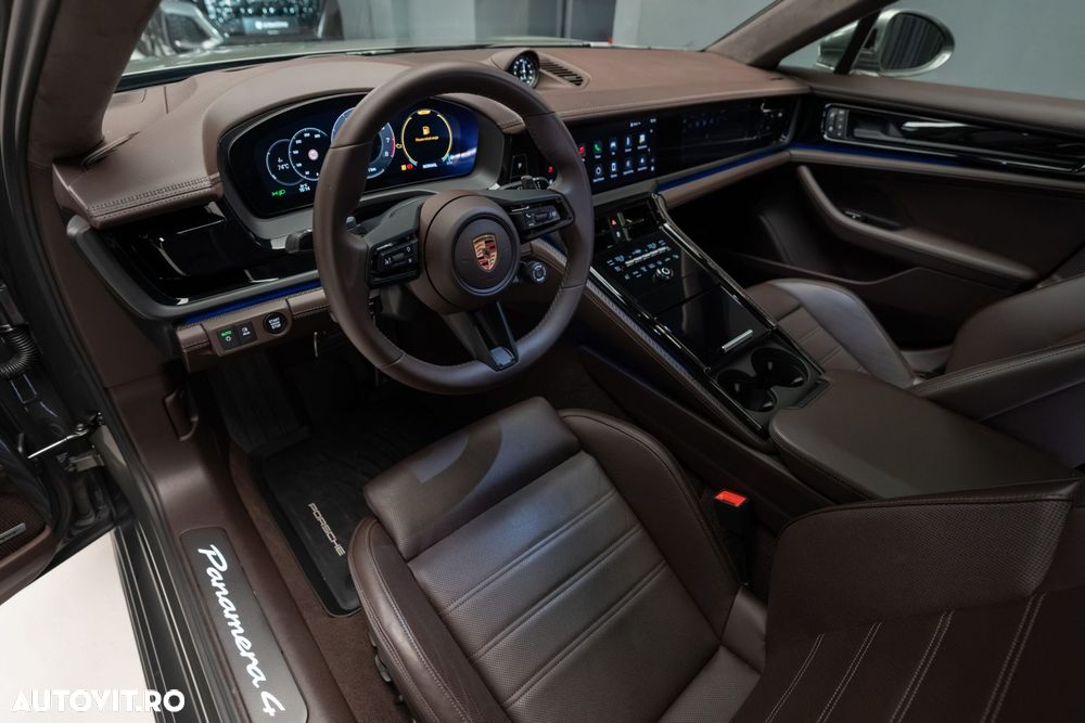 Porsche Panamera 4 - 13