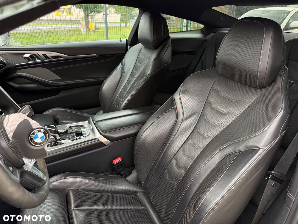 BMW Seria 8 - 10