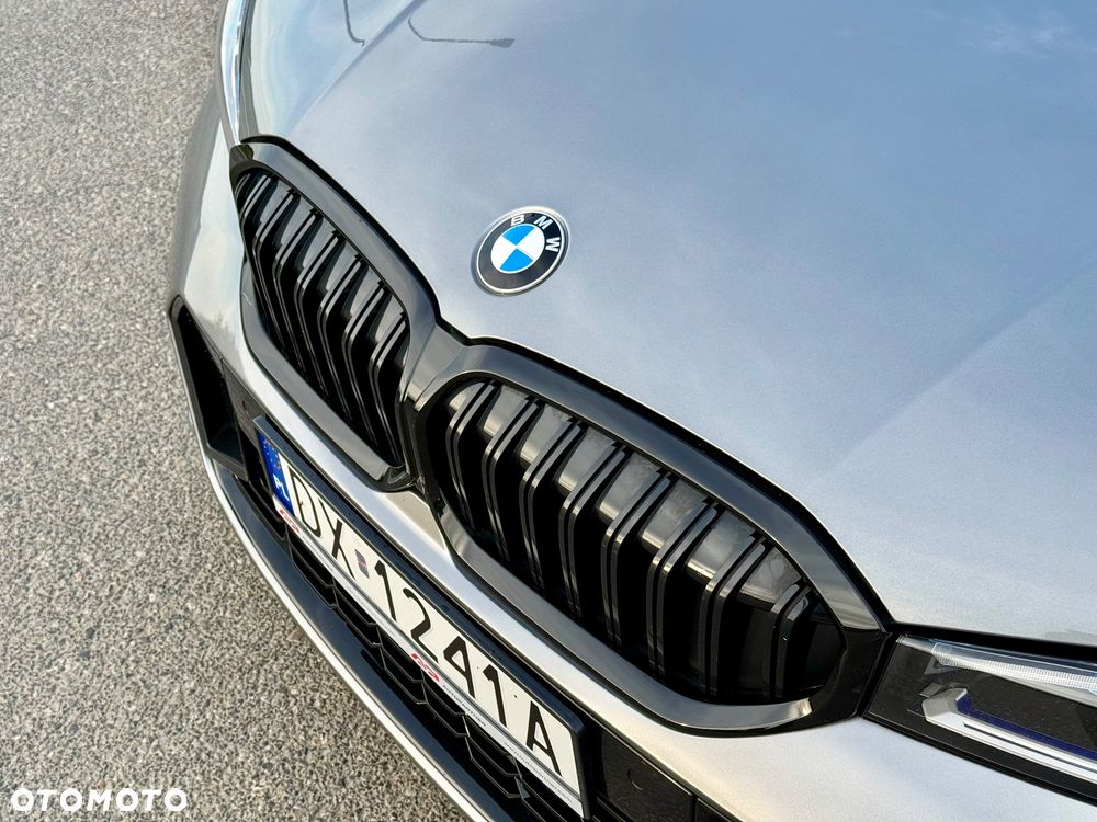 BMW Seria 3 320d Edition M Sport Shadow - 8