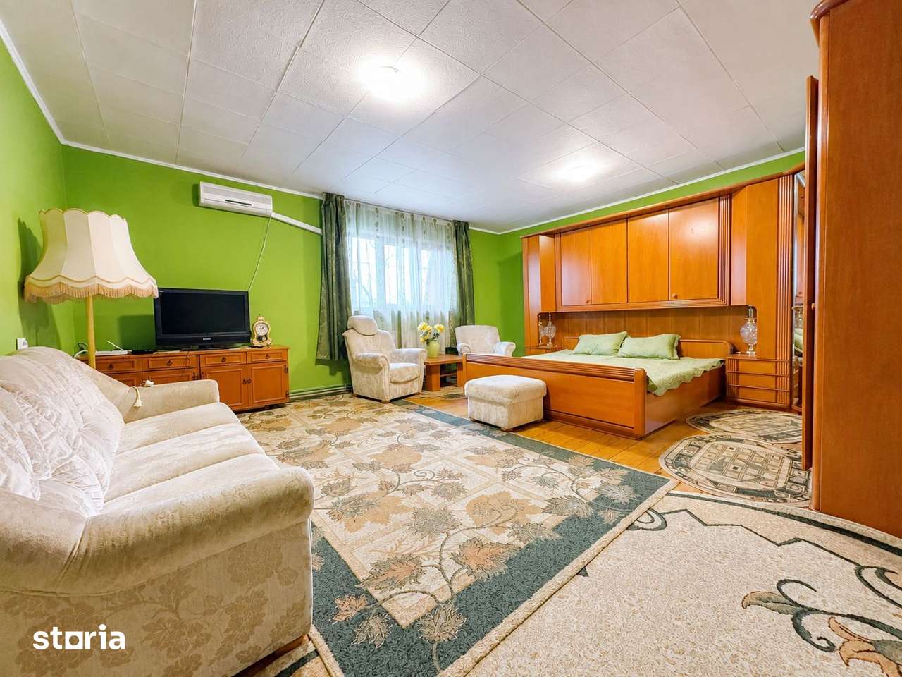 4 camere, suprafata generoasa, etajul 1, zona Bucovinei - Imagine principală: 5/16