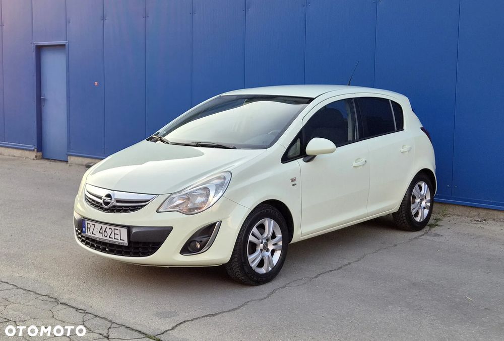 Opel Corsa 1.4 16V Satellite - 11