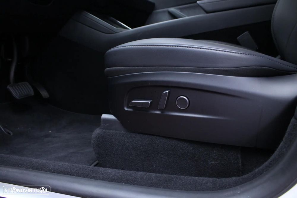 Tesla Model Y Standard - 13