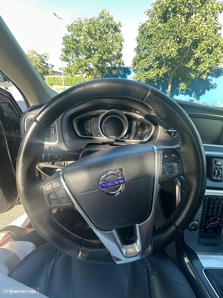Volvo V40 Cross Country 2.0 D2 Volvo Ocean Race - 2