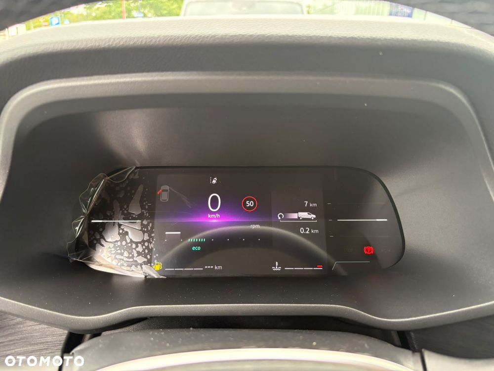 Renault Trafic - 15