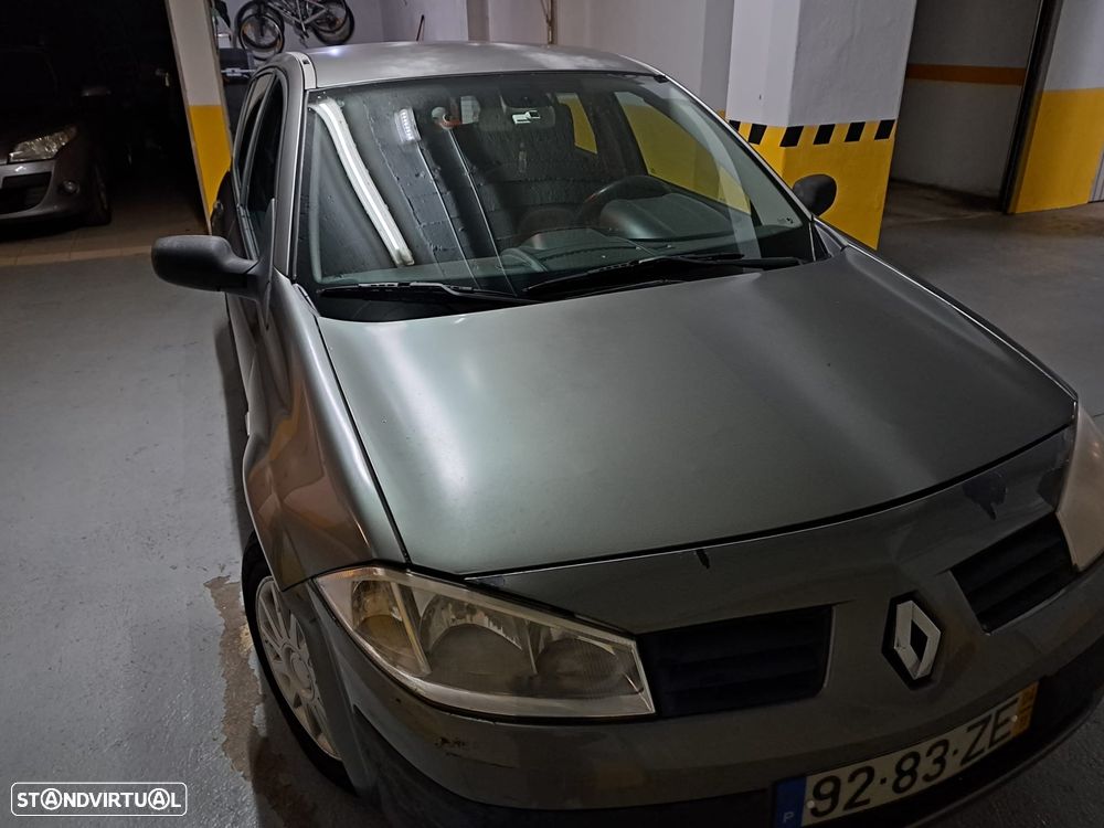 Renault Mégane 1.4 Confort Authentique - 3