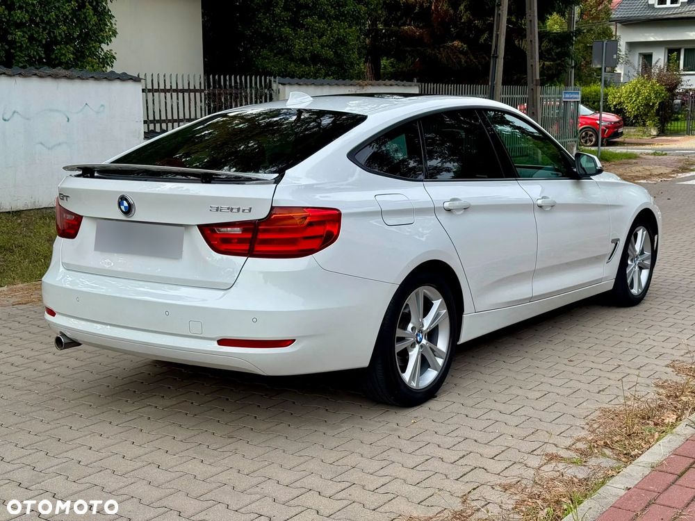 BMW Seria 3 320d Sport-Aut Luxury Line - 4