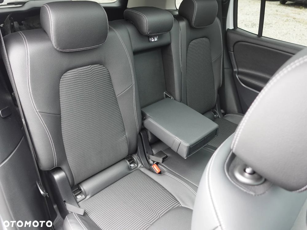 Mercedes-Benz GLB 250 8G-DCT Progressive - 8