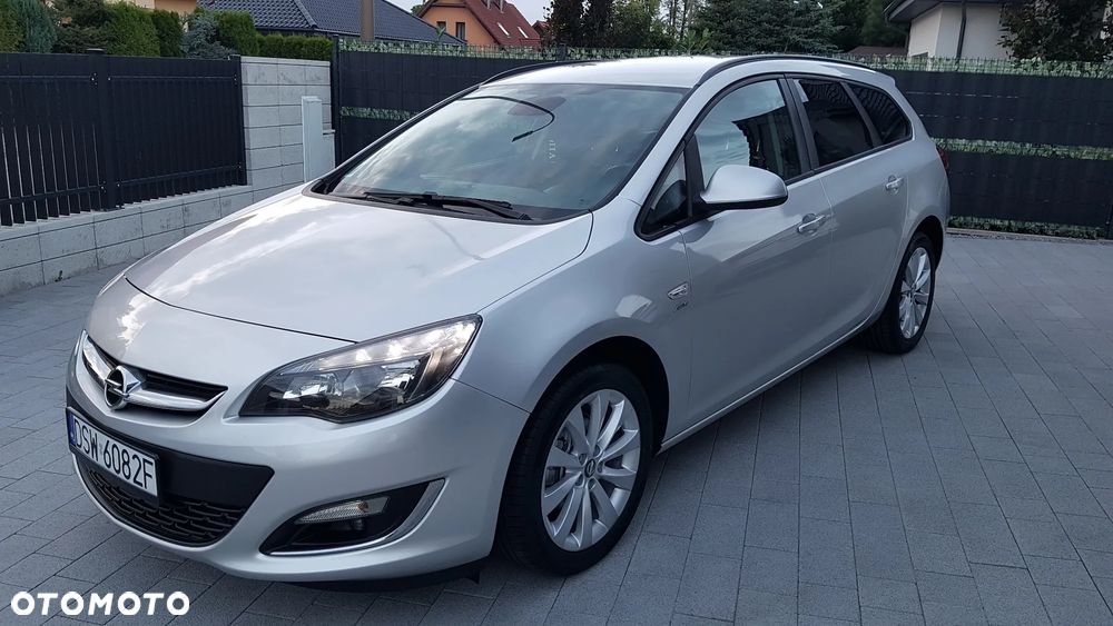 Opel Astra 1.4 T Edition 150 - 1