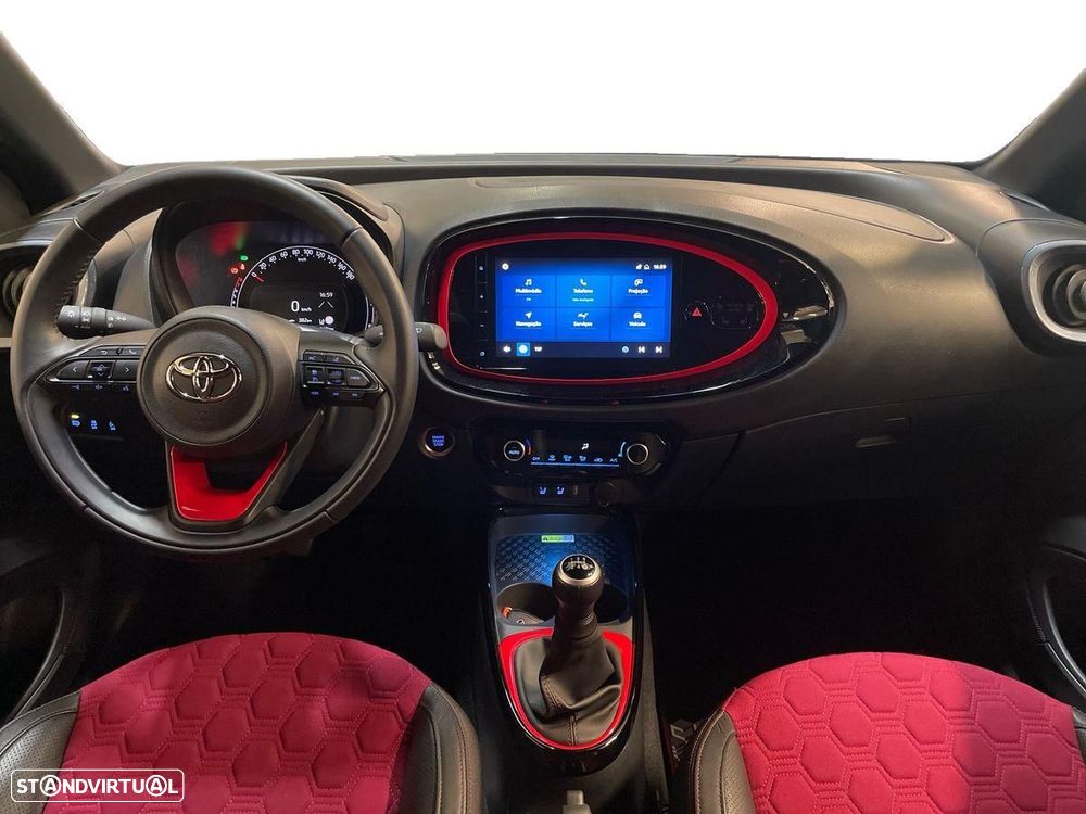 Toyota Aygo X 1.0 Undercover - 14
