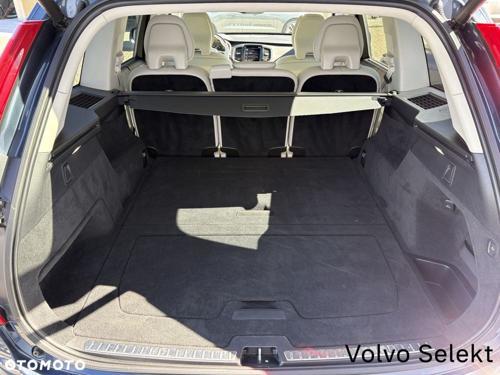 Volvo XC 90 - 24