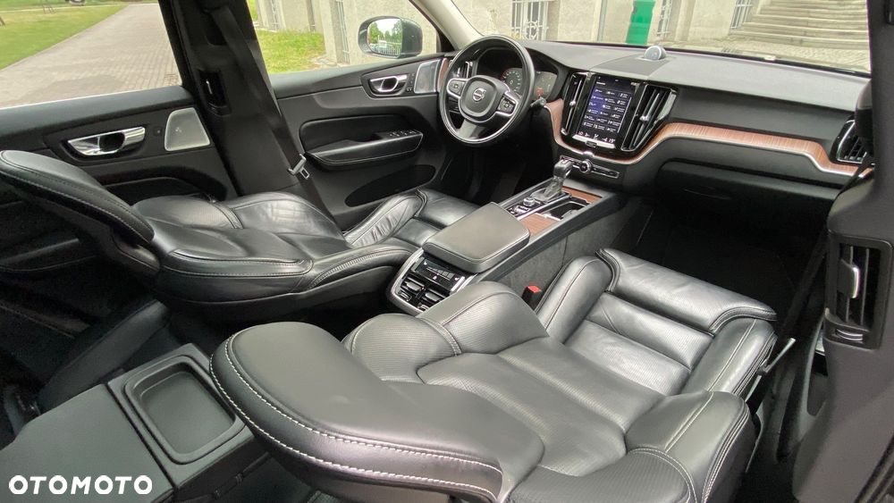 Volvo XC 60 D5 AWD Inscription - 17