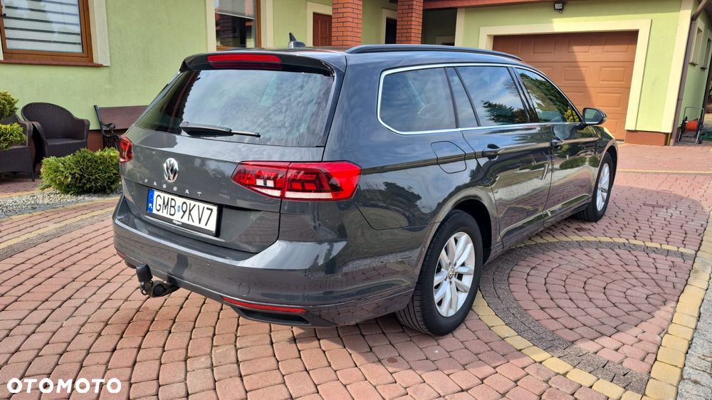 Volkswagen Passat - 37