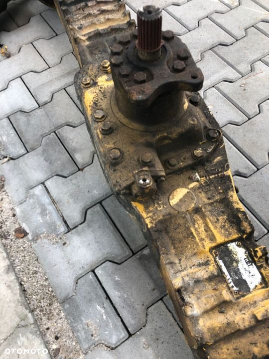 2628639 Obudowa mostu przedniego do ładowarki Cat Yanmar Carraro 28.20 - 2