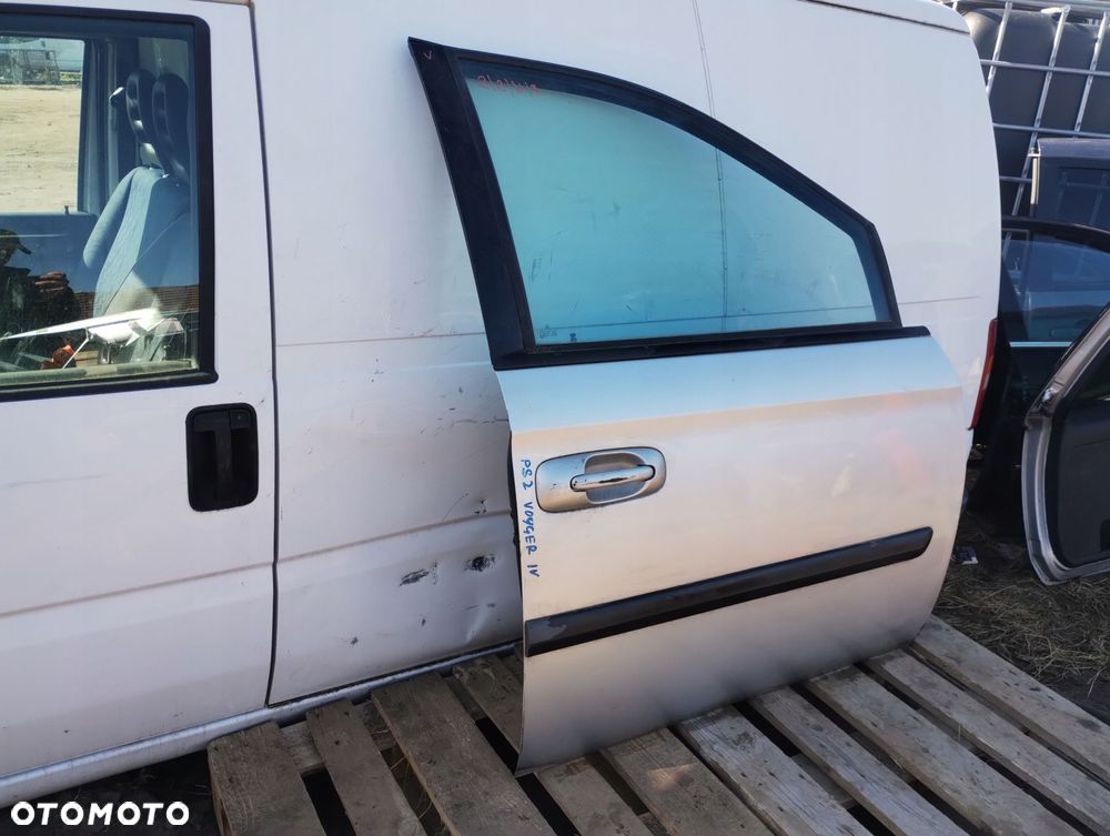 Chrysler Voyager Iv Drzwi Prawe Przód - 3