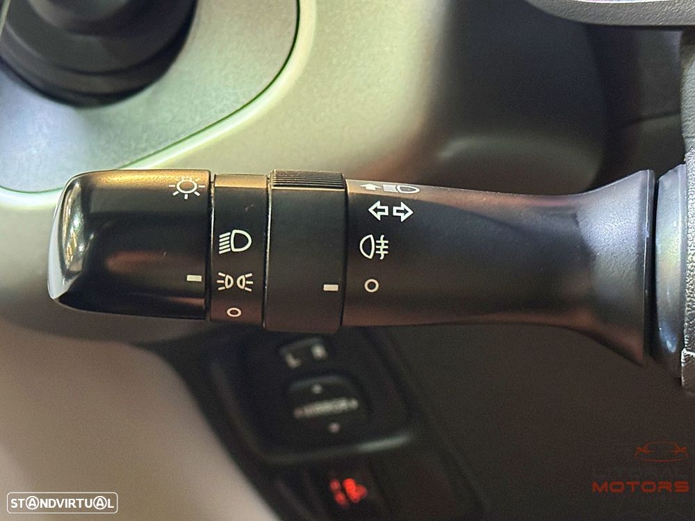 Toyota Aygo 1.0 X-Play Plus - 23