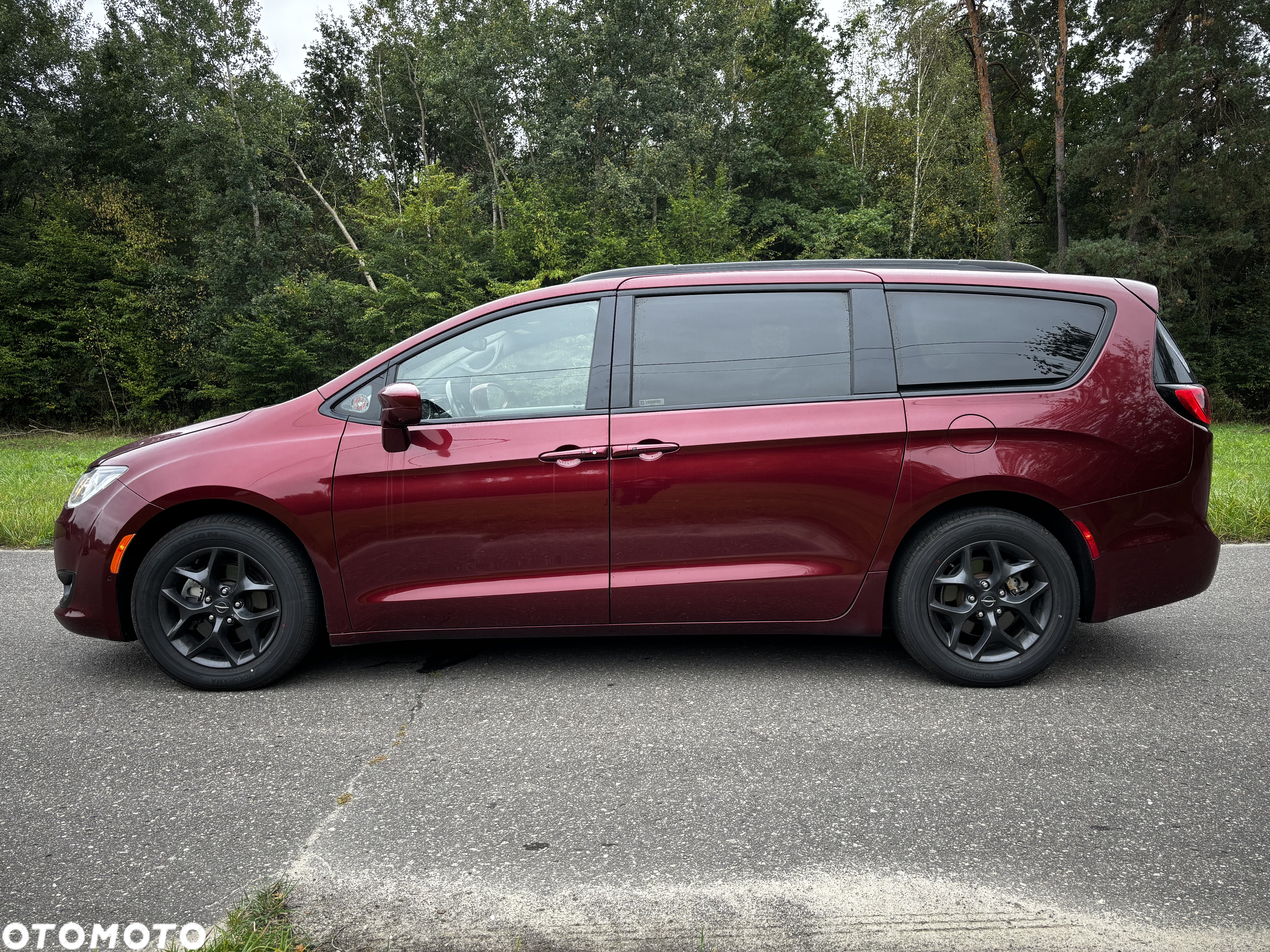 Chrysler Pacifica - 3