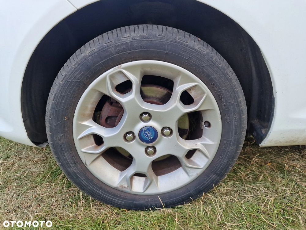 Ford Fiesta - 18