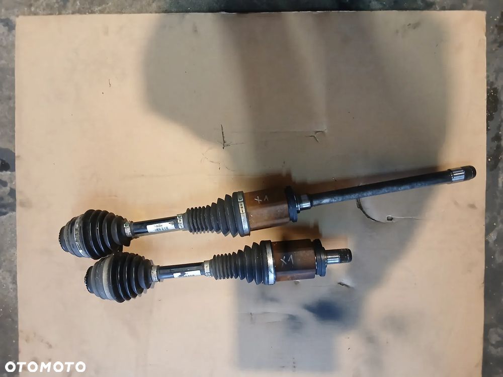 Półoś przednia BMW X1 E84 prawa lewa