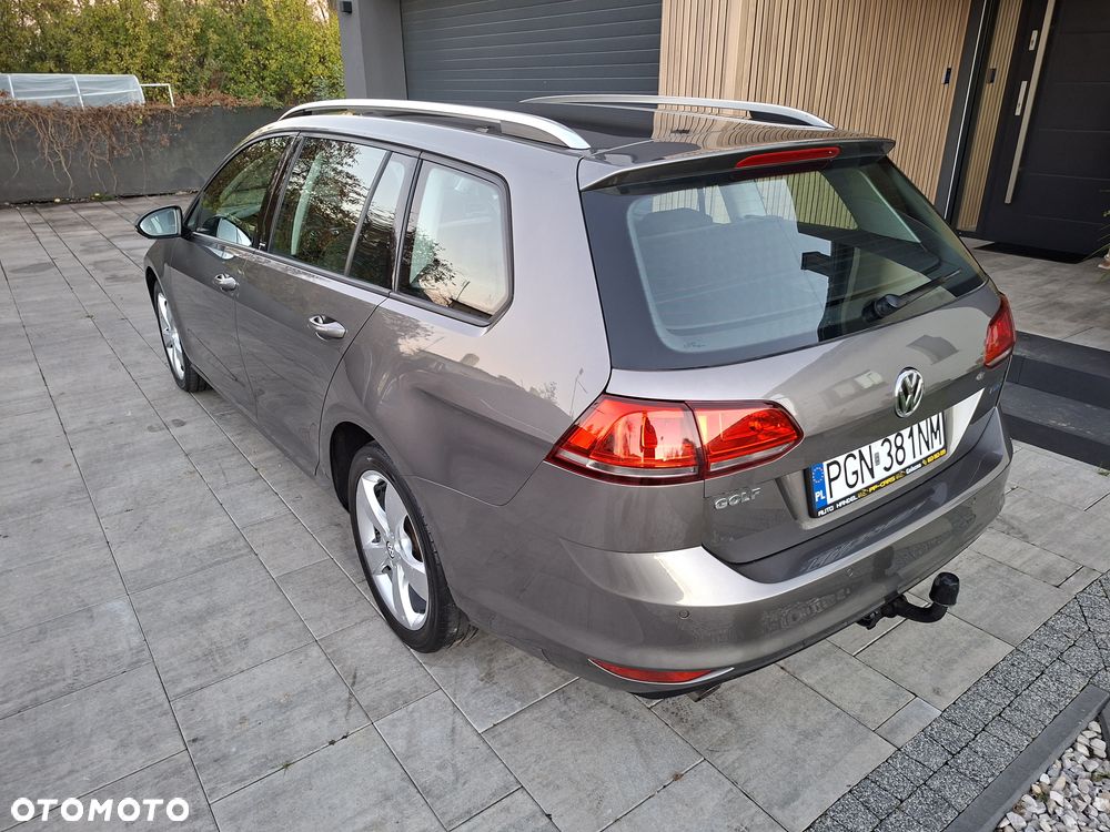 Volkswagen Golf - 3