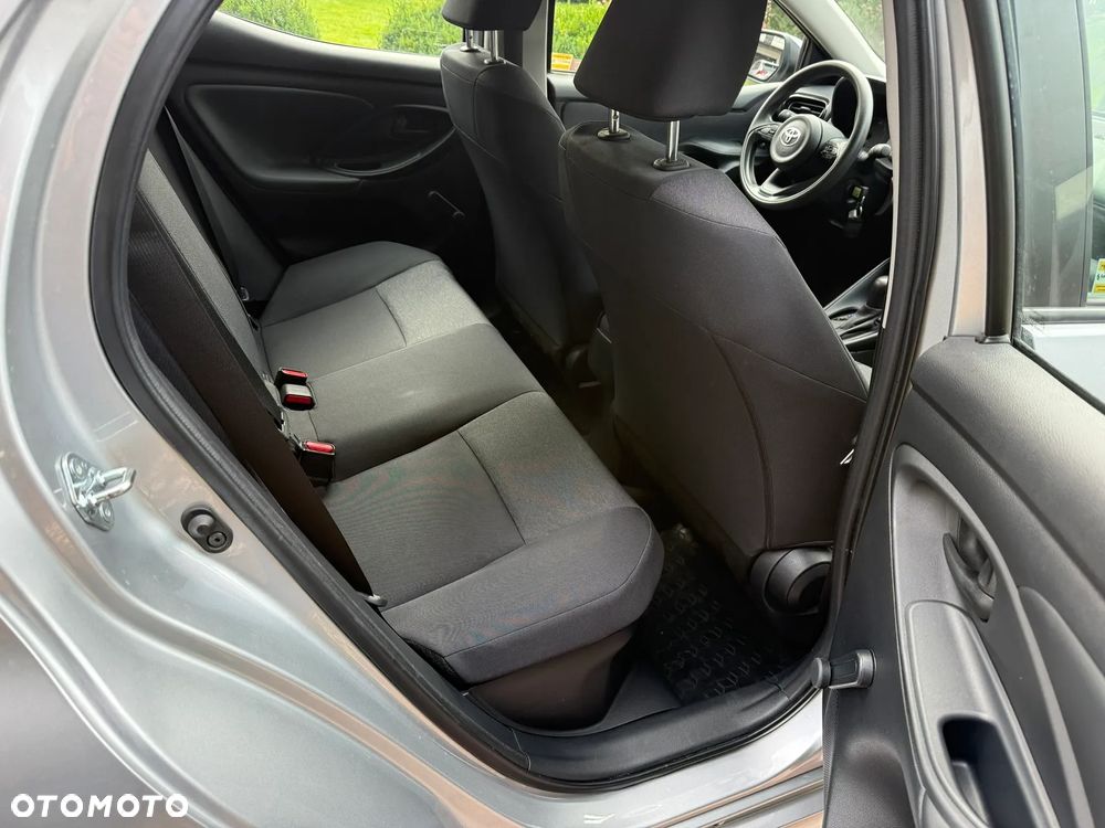 Toyota Yaris Hybrid 1.5 Comfort - 17