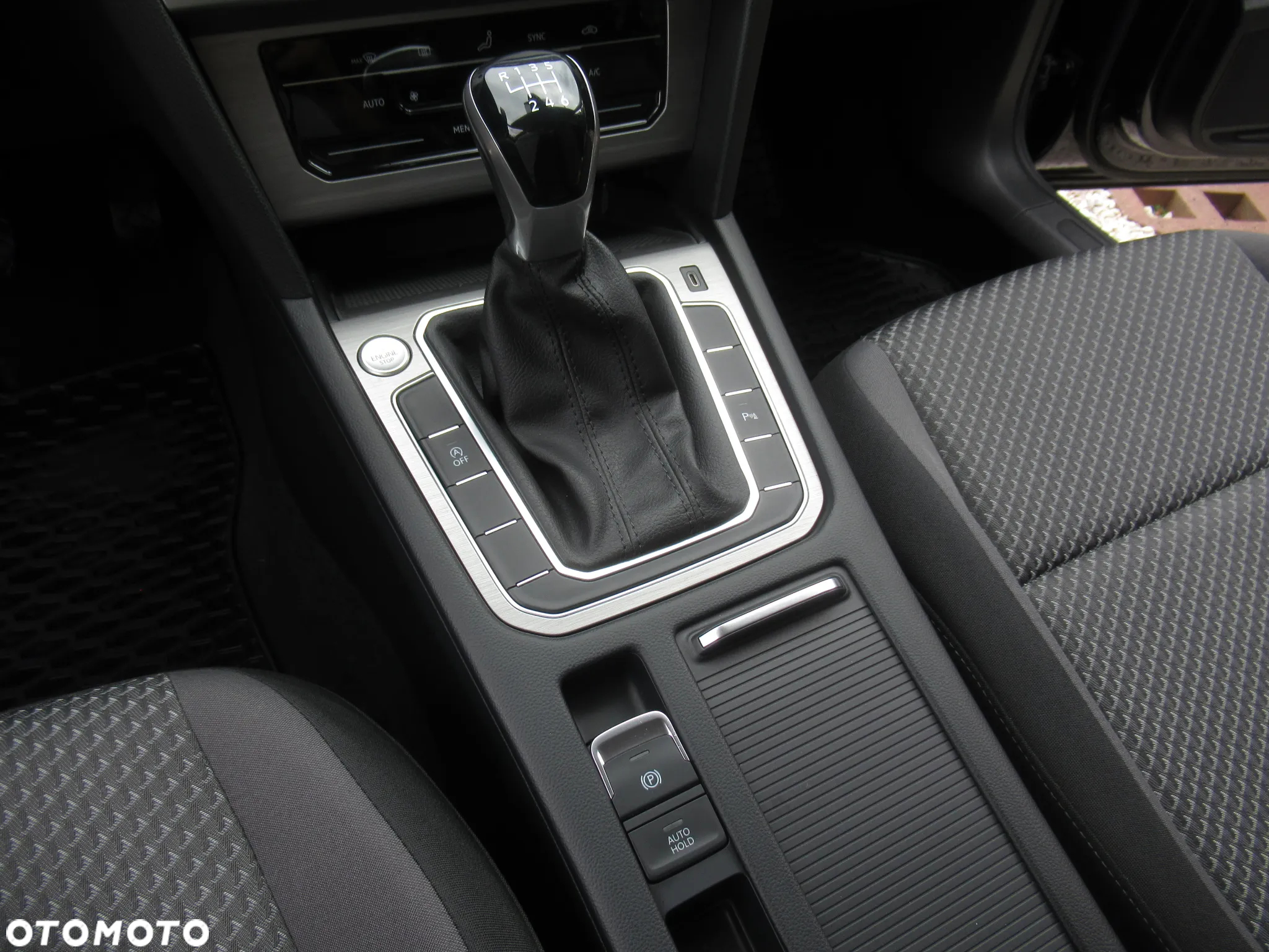 Volkswagen Passat 1.5 TSI EVO Essence - 15