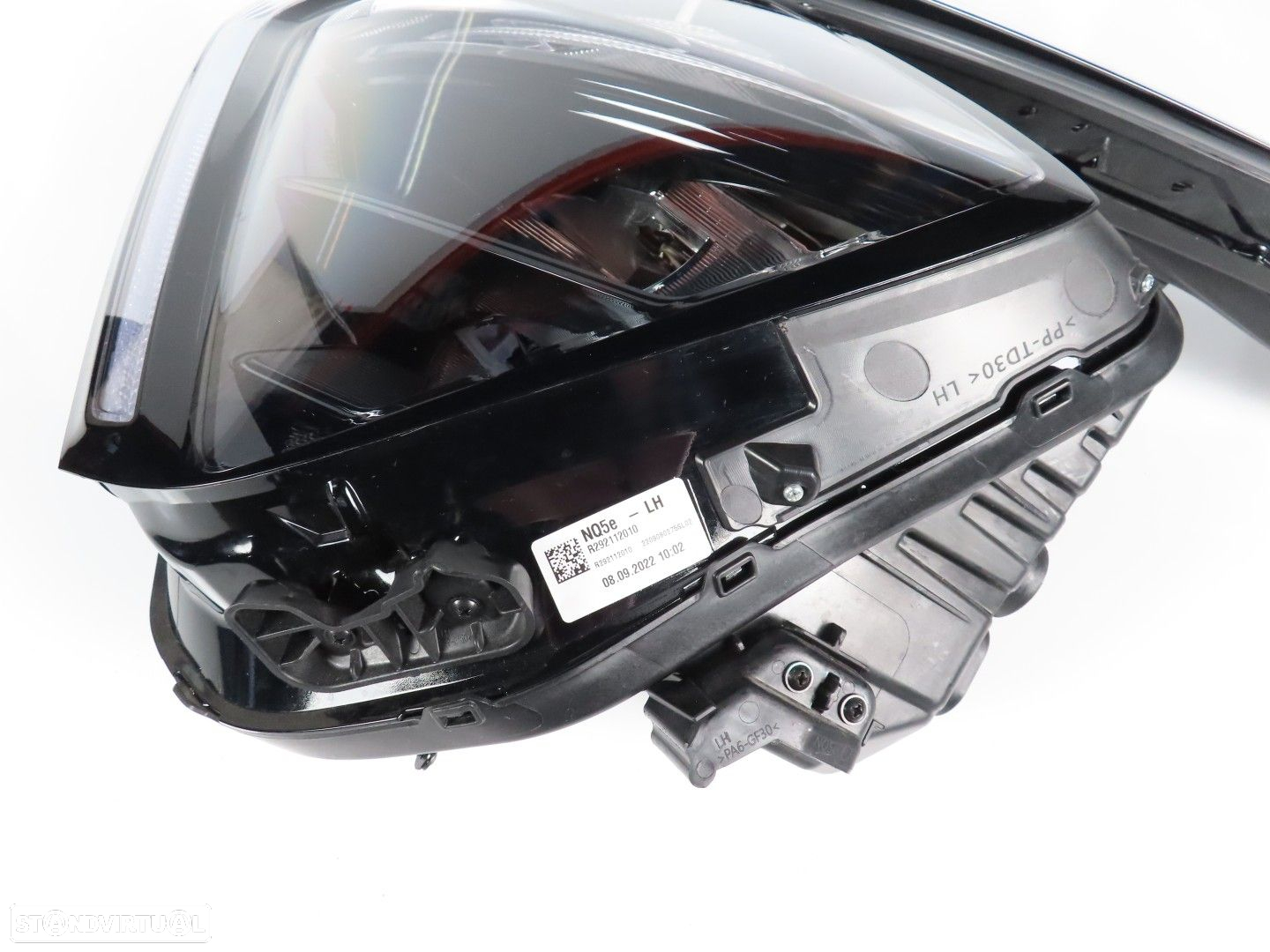 Farol Led Esquerdo Seminovo/ Original KIA SPORTAGE (QL, QLE) R292112010 / 92101R... - 3