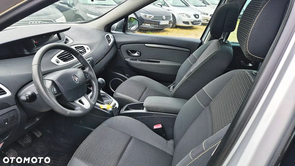 Renault Scenic 1.6 16V 110 Paris - 30