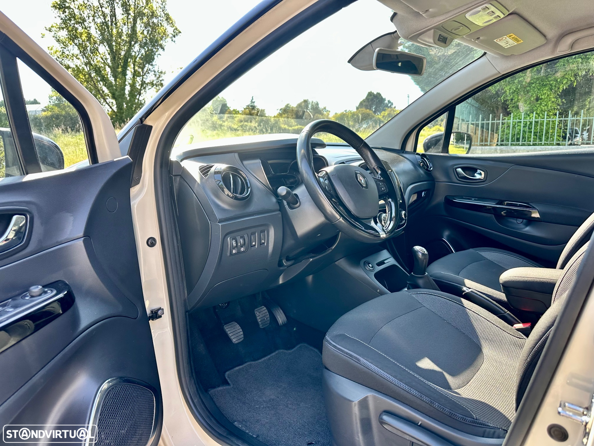 Renault Captur 0.9 TCE Exclusive - 18