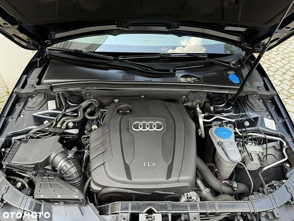 Audi A4 Limousine - 11