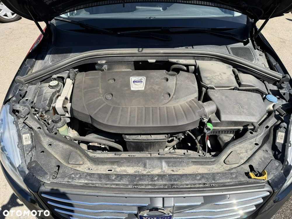 Volvo XC 60 2.4D AWD - 27