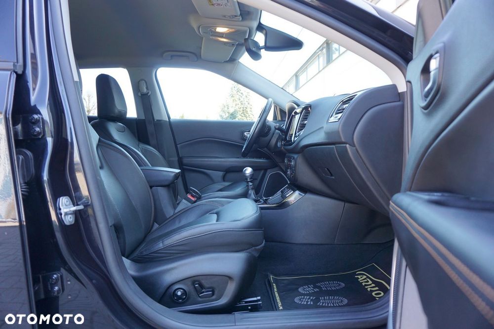 Jeep Compass 1.3 T-GDI I4 Limited - 34