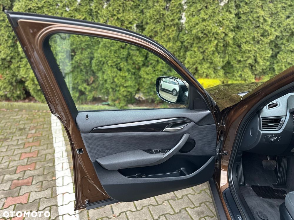 BMW X1 sDrive18i Sport Line - 29