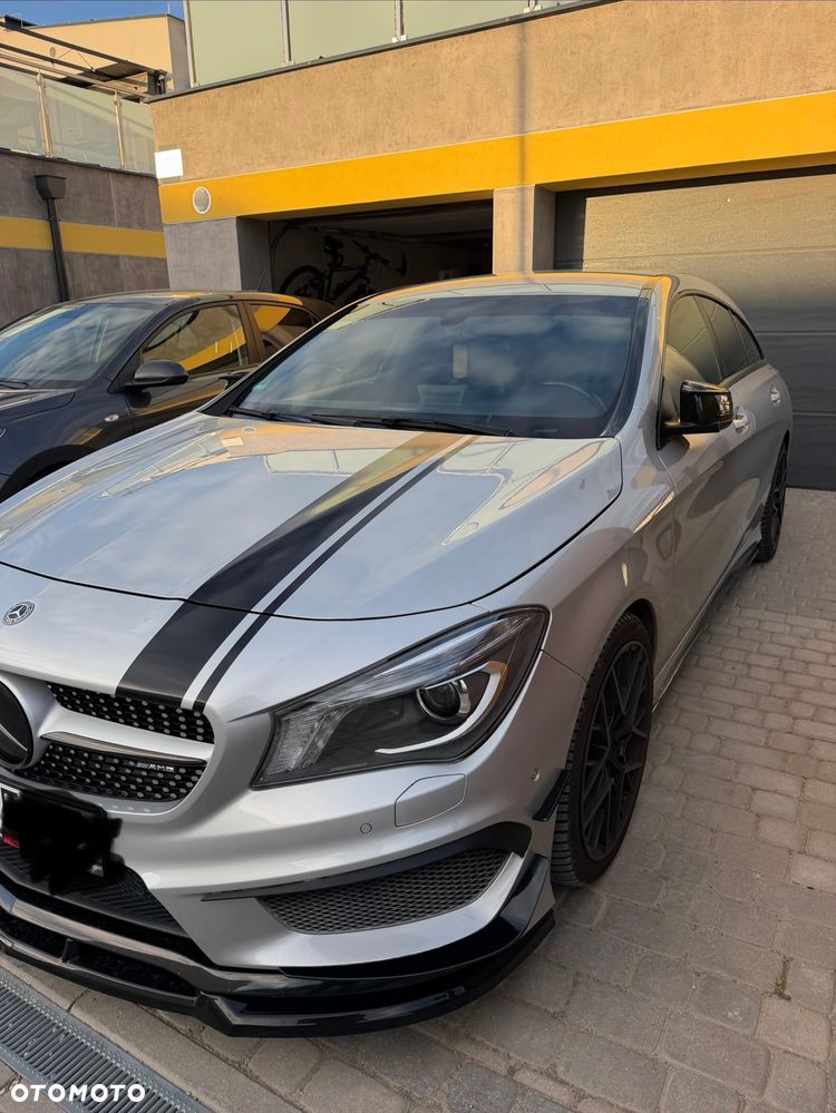 Mercedes-Benz CLA 200 7G-DCT AMG Line - 24