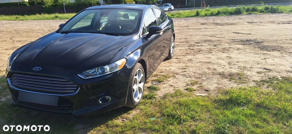 Ford Fusion - 2