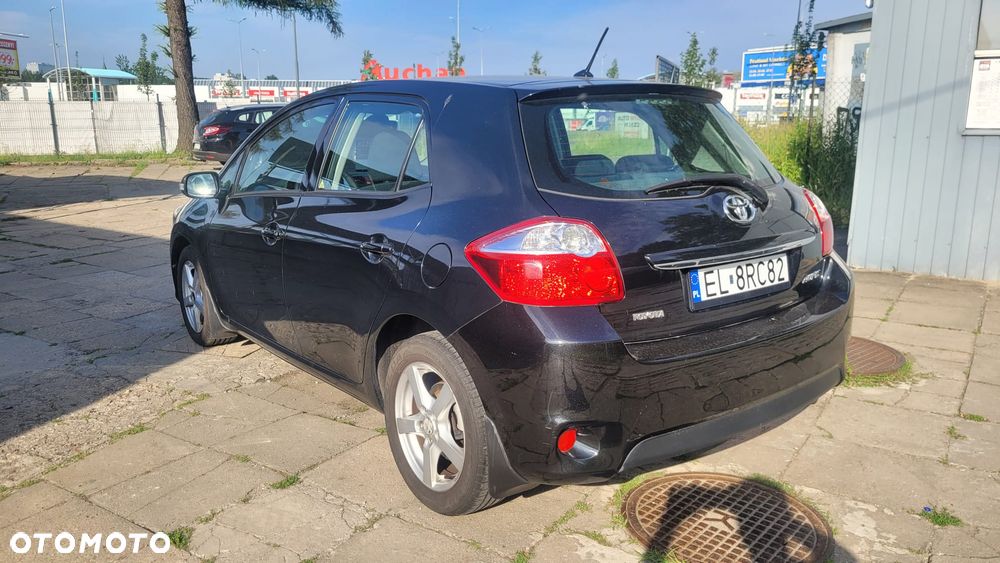 Toyota Auris 1.4 D-4D Premium MM - 8