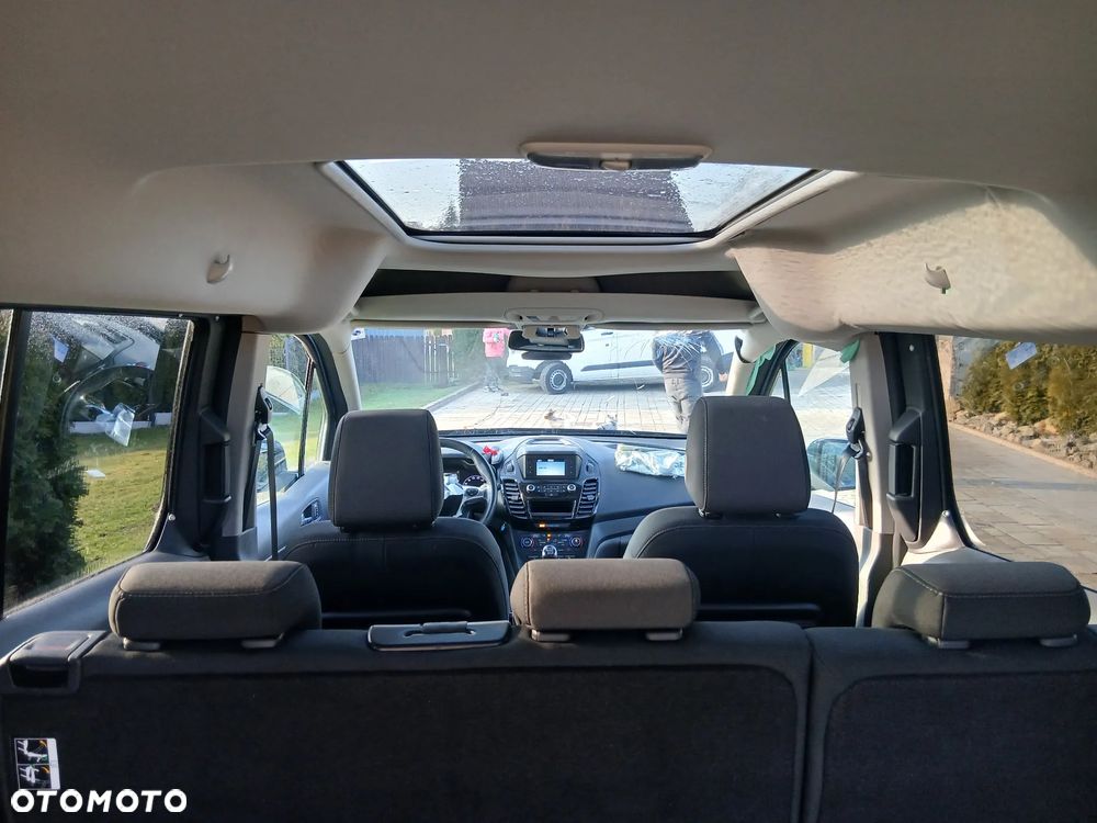 Ford Tourneo Connect Grand - 9