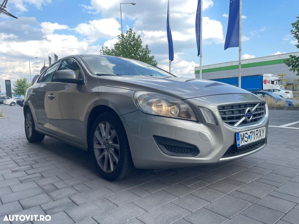 Volvo S60 - 3