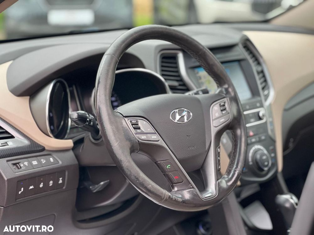 Hyundai Santa Fe 2.2 CRDi 4WD 8AT Luxury - 10