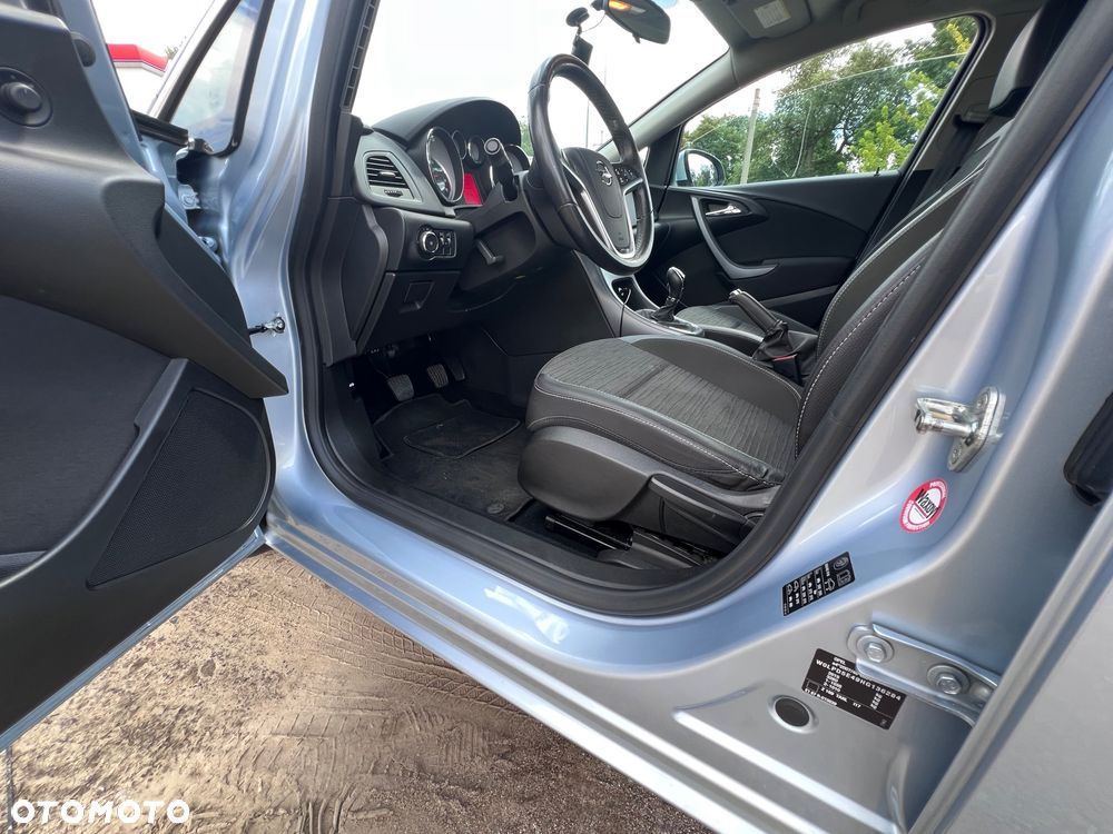 Opel Astra - 14