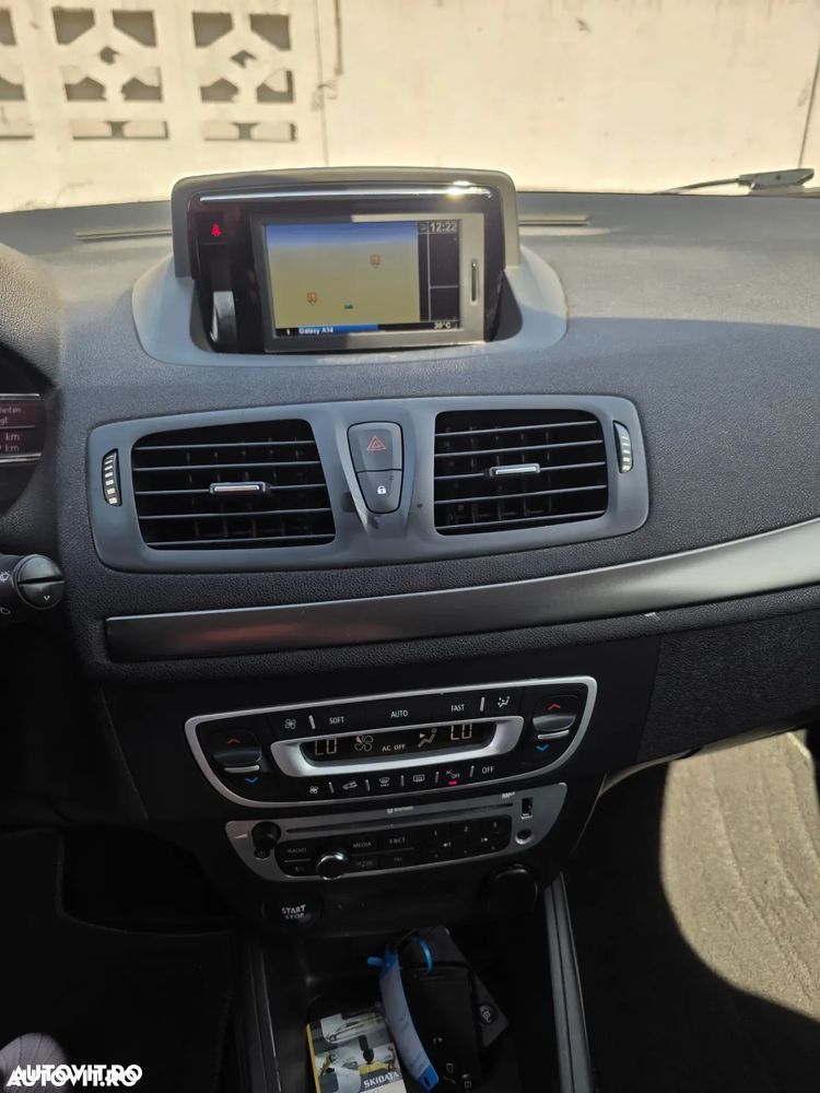 Renault Megane ENERGY TCe 130 Start & Stop LIMITED - 21