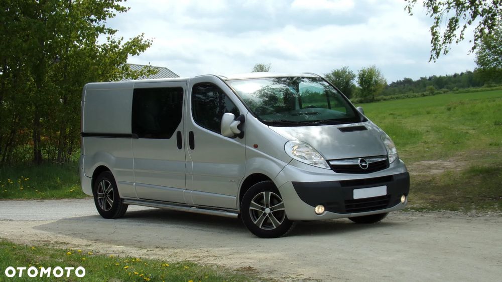 Opel VIVARO 2.5 150KM * LONG * BRYGADÓWKA ! NISKI PRZEBIEG ! - 2