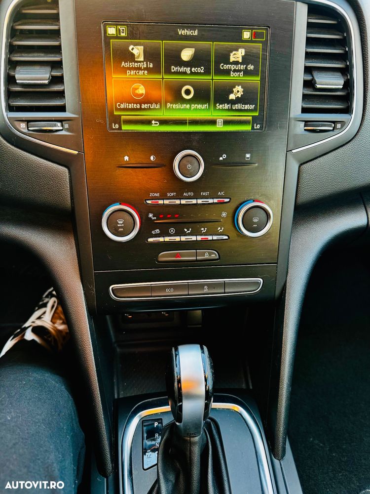 Renault Megane - 11