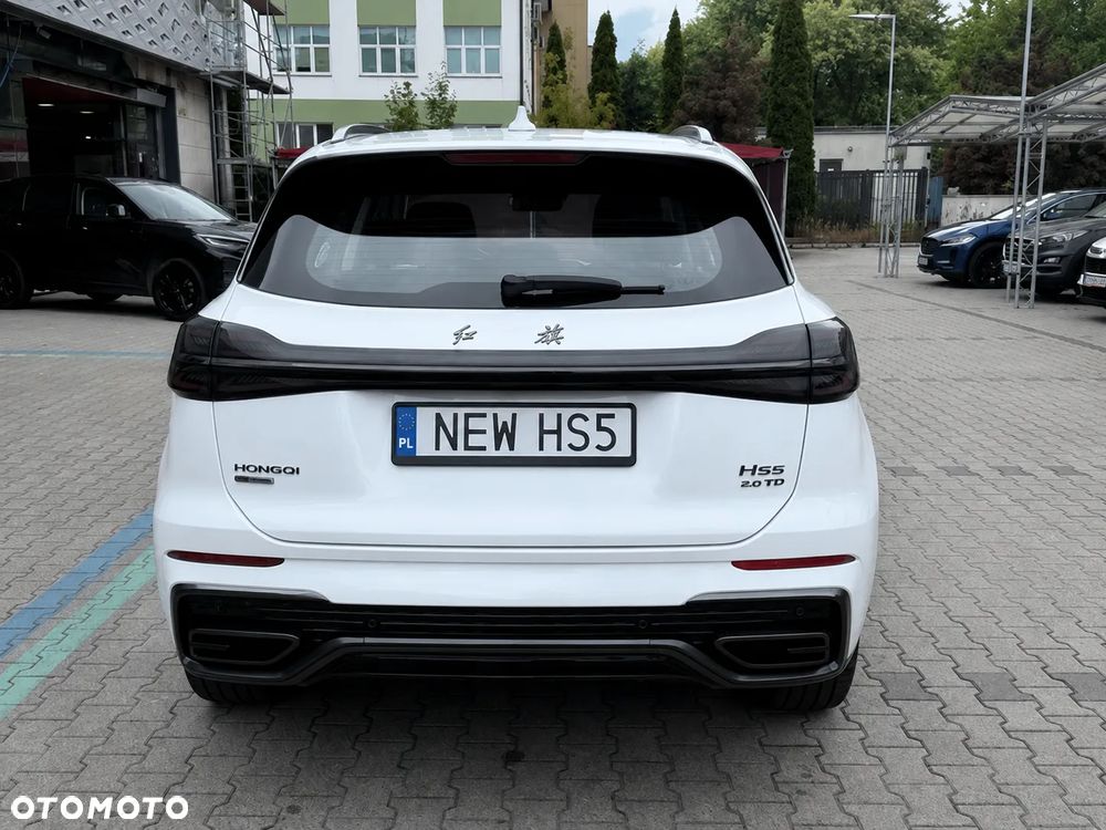 Hongqi HS5 - 4