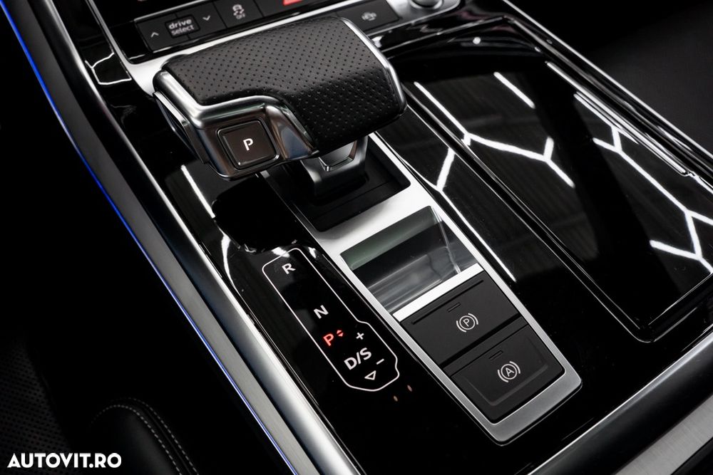 Audi SQ8 4.0 TFSI quattro Tiptronic - 36