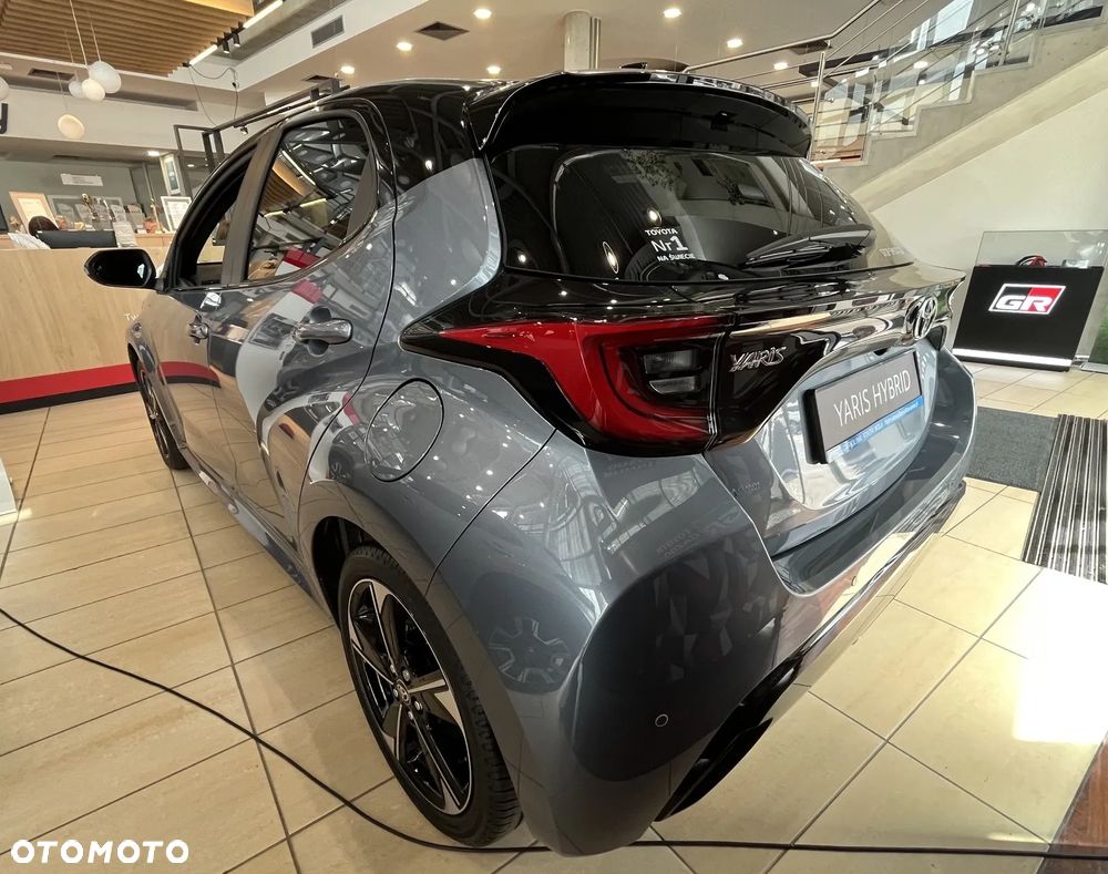 Toyota Yaris Hybrid 1.5 Executive - 5
