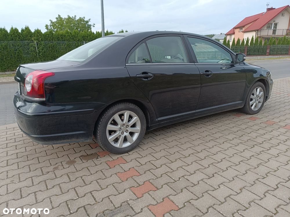 Toyota Avensis 2.0 D-4D Sol - 6