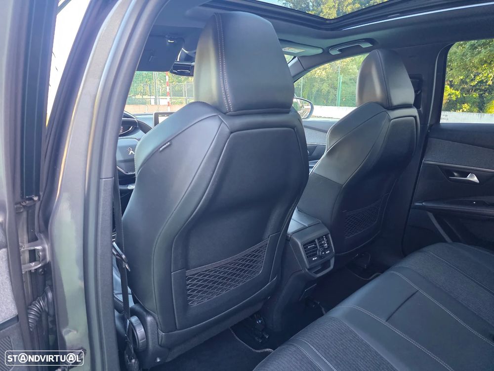 Peugeot 3008 1.6 Hybrid GT Pack e-EAT8 - 23