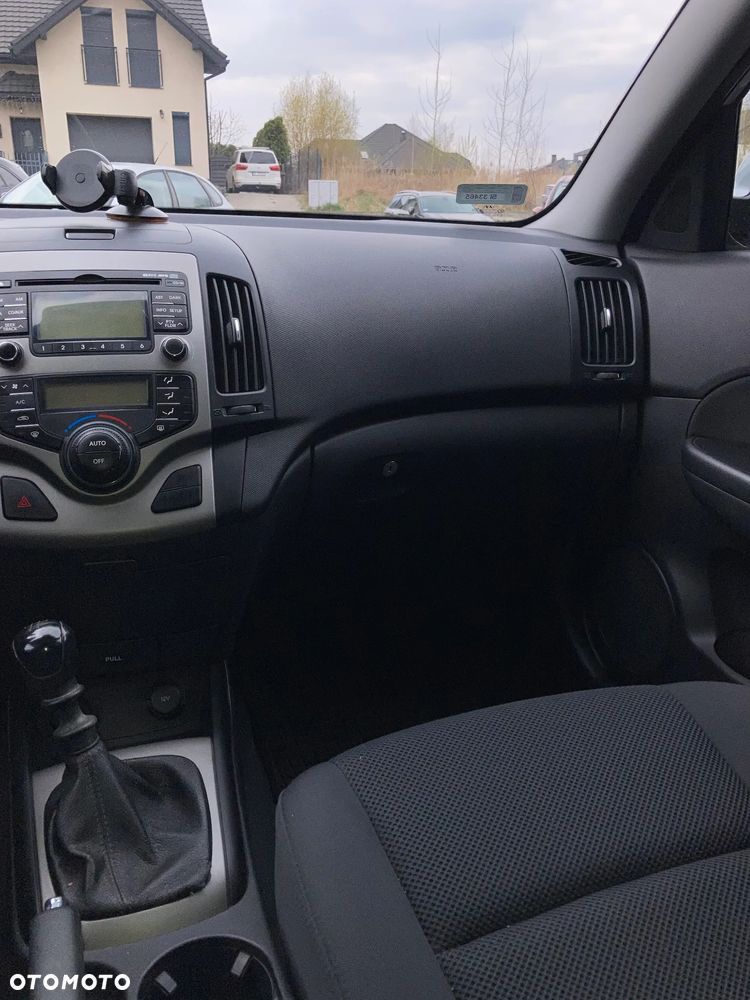 Hyundai i30 1.6 Comfort - 7