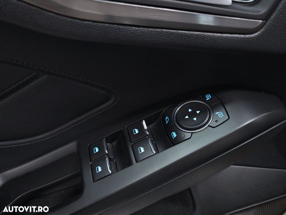 Ford Focus 2.0 EcoBlue Active Business - 25