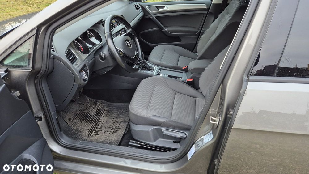 Volkswagen Golf 1.6 TDI BlueMotion Technology DSG Lounge - 8